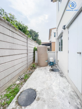 *****ทาวน์เฮ้าส์มือสองย่านนนทบุรี ม.แกรนด์พลีโน่ รัตนาธิเบศร์ หลังมุม บนเนื้อที่ 19 ตร.ว. ฟังก์ชัน 3 ห้องนอน 2 ห้องน้ำ 1 ที่จอดรถ ทำเลดี เชื่อมต่อถ.ติวานนท์, ถ.รัตนาธิเบศร์, ถ.นครอินทร์, ถ.ราชพฤกษ์ ใกล้รถไฟฟ้าสายสีม่วง "สถานีบางพลู" และจุดขึ้นทางด่วน "ศรีรัช-วงแหวน"